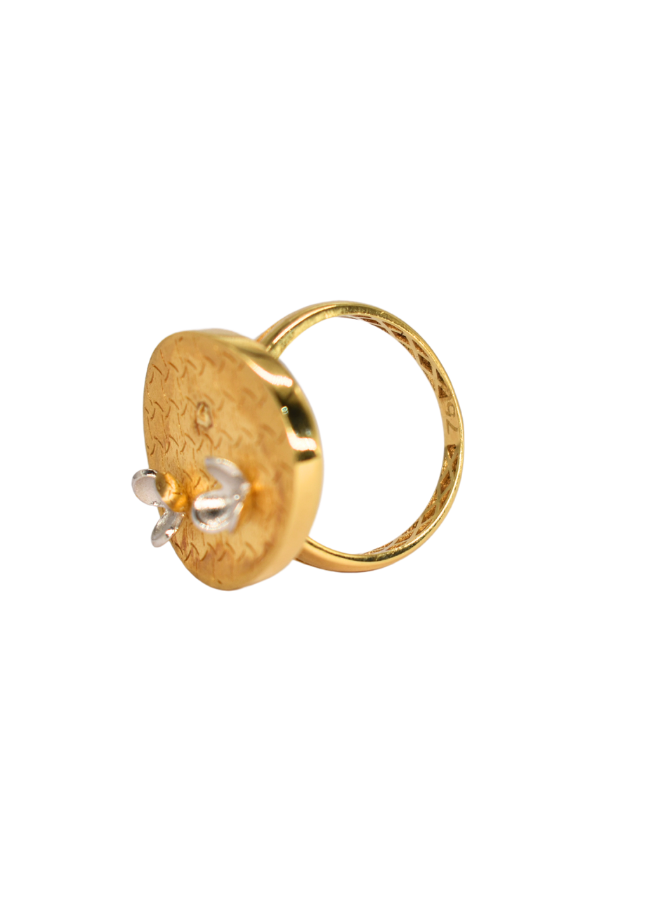 18K Yellow Gold Ring