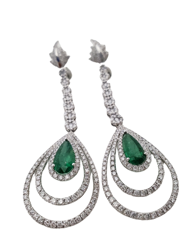 Diamond and Emerald Dangling Earring