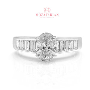 Oval Diamond engagement ring